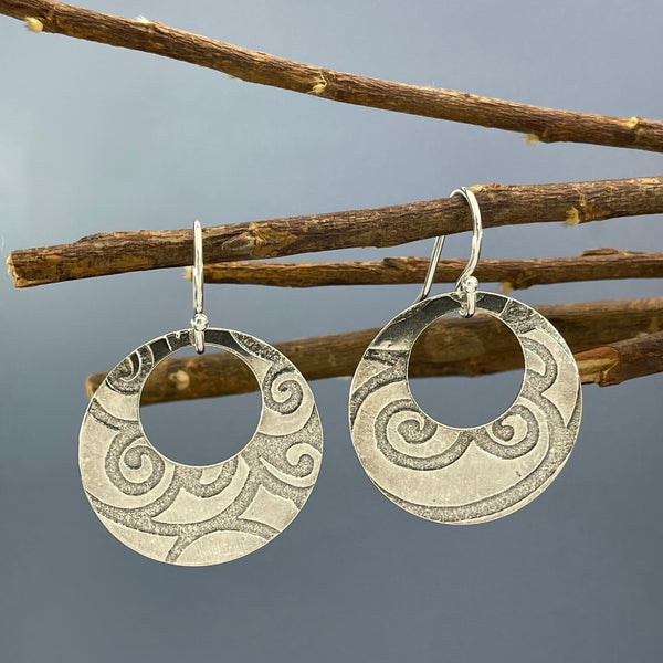 Swirl Texture Open Center Disc Earrings